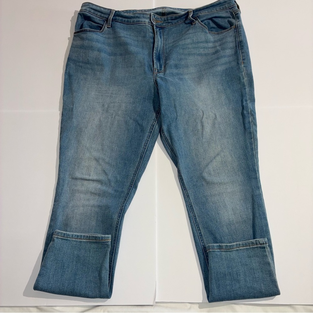 Old Navy Women's Light Wash High-Rise Super Skinny Sz 18